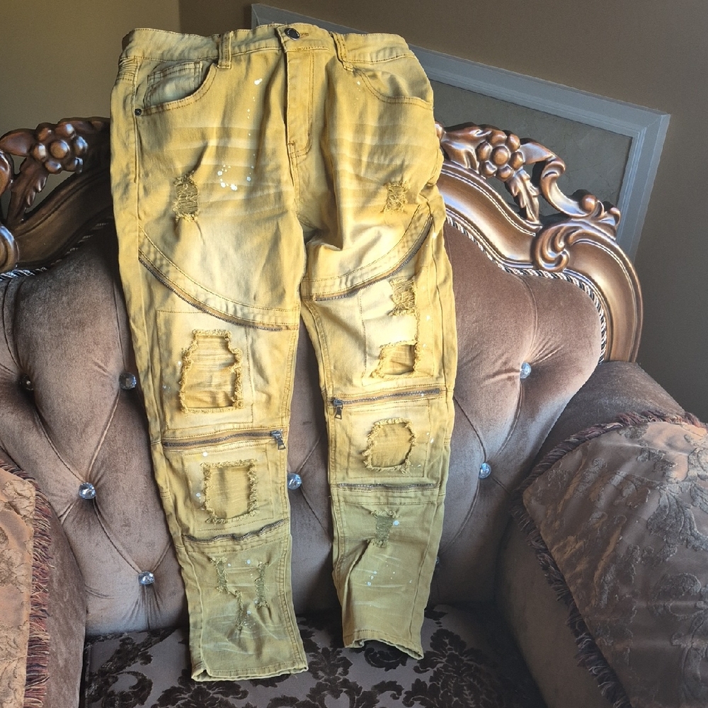 Men's Distressed Yellow Jeans
